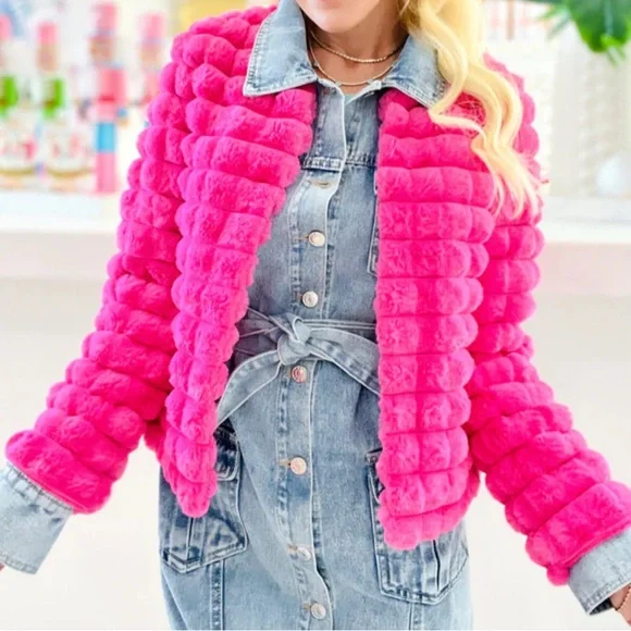 Pink Faux Furr Jacket Plush Cozy Outerwear - Picture 1 of 4